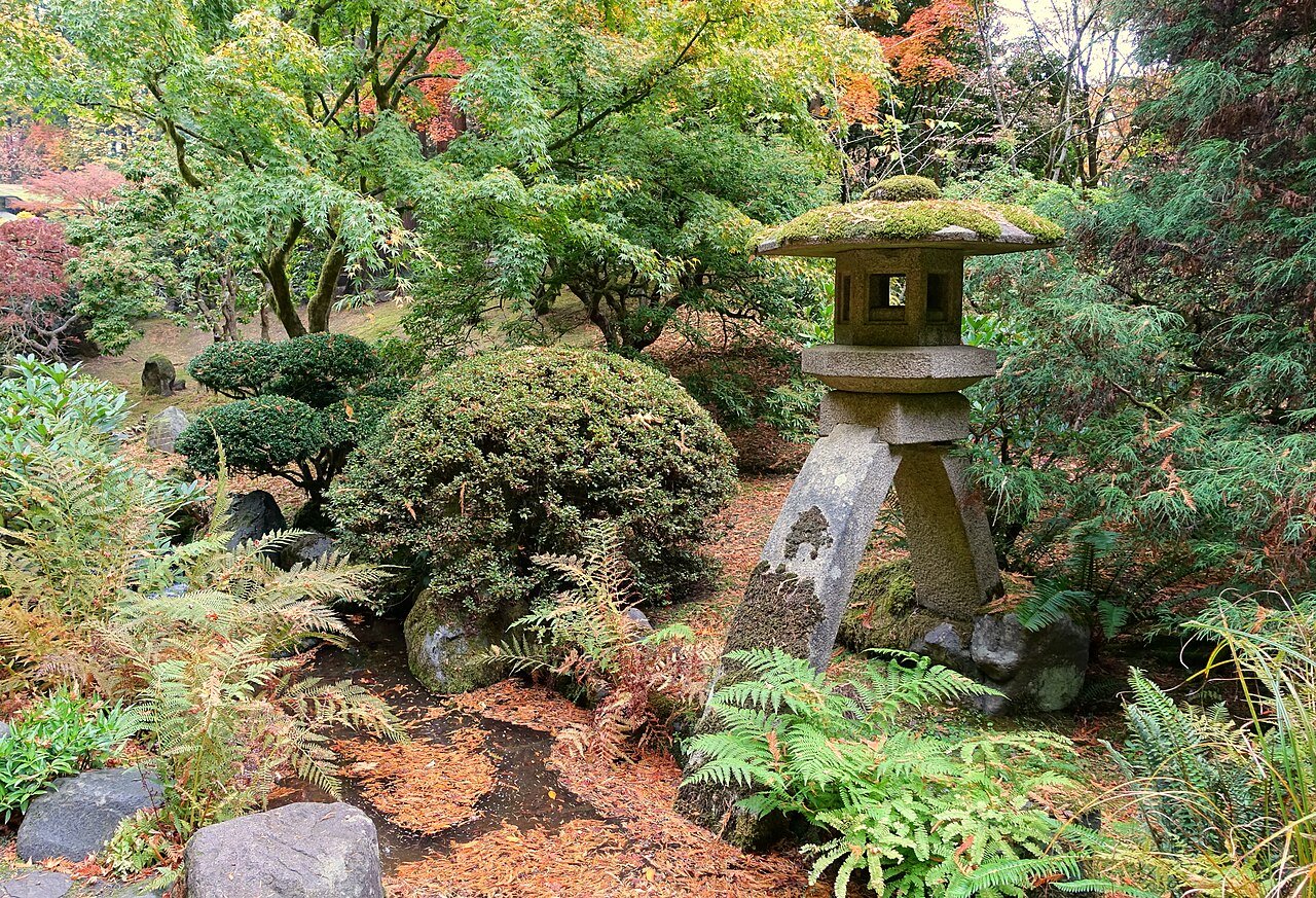 Solar Outdoor Garden Lantern